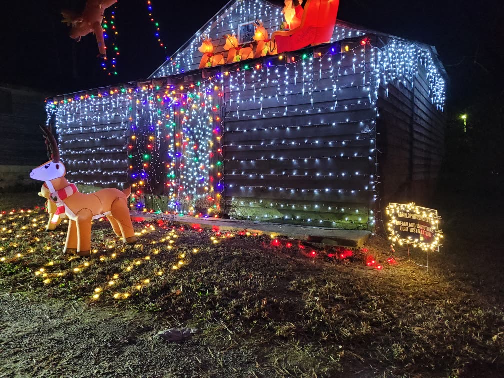Community Christmas lights fundraiser in Lawrenceville sponsored by Dreamland